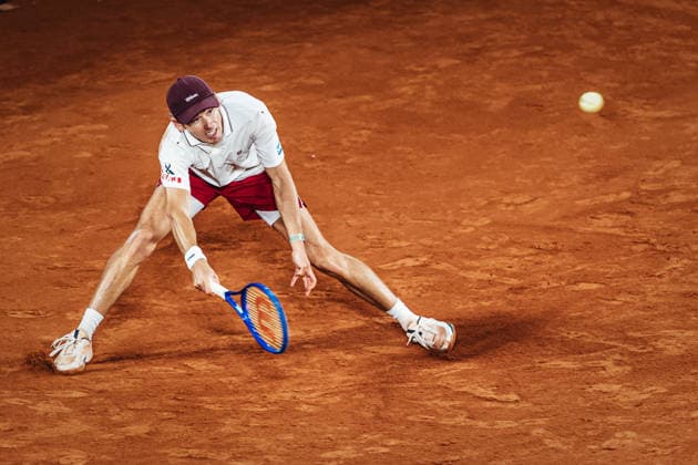 Tennis Männer bitpanda Hamburg Open ATP, Tennis Herren 500 Alejandro Davidovich Fokina (ESP) vs. Alex De Minaur (AUS) 20.05.2026 Alex De Minaur Vorhand Hamburg Tennisstadion am Rothenbaum Hamburg Deutschland