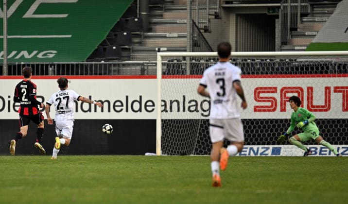 20.05.2026, xjhx, Fussball Testspiel, SV Sandhausen - Eintracht Frankfurt v.l. Marvin Schulz (SV Sandhausen) Goal scored, erzielt das Tor zum 2:1 (DFL DFB REGULATIONS PROHIBIT ANY USE OF PHOTOGRAPHS as IMAGE SEQUENCES and or QUASI-VIDEO) Sandhausen