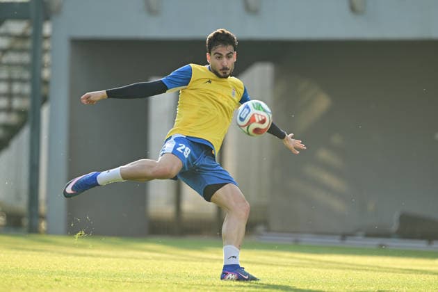 Iranian national football team s training ANTALYA, TURKIYE - MAY 20: Kasra Taheri takes part in the training of Iran s national football team ahead of the 2026 FIFA World Cup, WM, Weltmeisterschaft, Fussball which will be held in the United States, Canada and Mexico, in Antalya, Turkiye on May 20, 2026. The team held an evening training session at the Titanic Sports Complex under head coach Amir Ghalenoei. In the mostly media-open session, players carried out warm-up exercises followed by coordination, agility, and small-sided passing drills. Orhan Cicek Anadolu Antalya Turkey. Editorial use only. Please get in touch for any other usage. Copyright: x2026xAnadoluxOrhanxCicekx