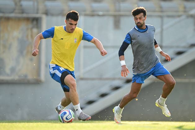 Iranian national football team s training ANTALYA, TURKIYE - MAY 20: Amirhossein Hosseinzadeh (18) takes part in the training of Iran s national football team ahead of the 2026 FIFA World Cup, WM, Weltmeisterschaft, Fussball which will be held in the United States, Canada and Mexico, in Antalya, Turkiye on May 20, 2026. The team held an evening training session at the Titanic Sports Complex under head coach Amir Ghalenoei. In the mostly media-open session, players carried out warm-up exercises followed by coordination, agility, and small-sided passing drills. Orhan Cicek Anadolu Antalya Turkey. Editorial use only. Please get in touch for any other usage. Copyright: x2026xAnadoluxOrhanxCicekx