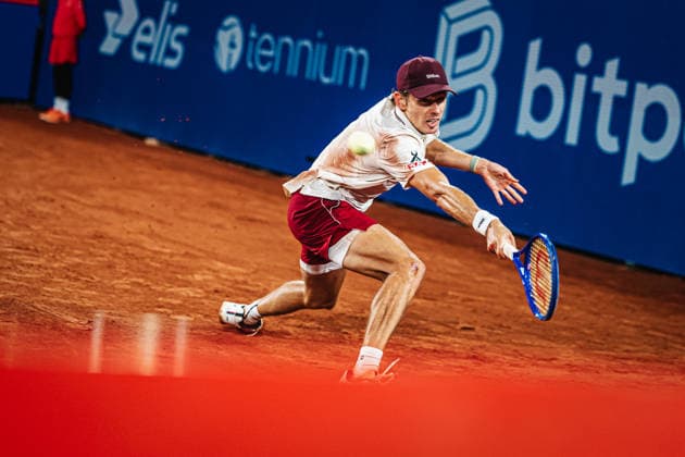 Tennis Männer bitpanda Hamburg Open ATP, Tennis Herren 500 Alejandro Davidovich Fokina (ESP) vs. Alex De Minaur (AUS) 20.05.2026 Alex De Minaur Rückhand Hamburg Tennisstadion am Rothenbaum Hamburg Deutschland