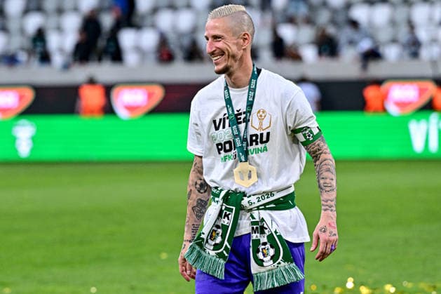 Finale ceskeho fotbaloveho poharu MOL Cupu: FK Jablonec - MFK Karvina, 20. kvetna 2026, Hradec Kralove. Jiri Fleisman z Karvine po vyhranem utkani. (CTKxPhoto DavidxTanecek) CTKPhotoP2026052009945  CTKPhotoP2026052009945