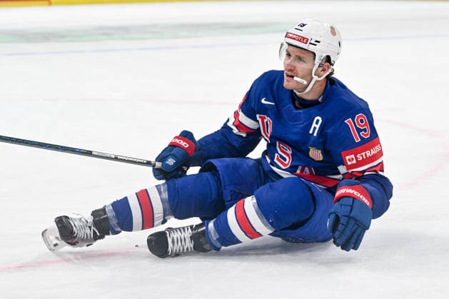 ZURICH, SWITZERLAND - MAY 20: Matthew Tkachuk of the United States after being hit by an opponent during the 2026 IIHF Ice hockey, Eishockey World Championship, WM, Weltmeisterschaft Switzerland game between USA and Germany at Swiss Life Arena on May 20, 2026 in Zurich, Zurich. Zurich Swiss Life Arena Zurich Switzerland Copyright: xJustPictures.ch AndreaxBrancax jp-en-EuSpIm-JP7_ANB_USA_Ger_20052026_8244