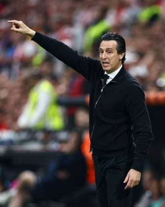 Aston Villa manager Unai Emery gives instructions from the technical area SC Freiburg v Aston Villa, UEFA Europa League, Final, Football, Besiktas Park, Istanbul, Turkiye - 20 May 2026Istanbul Besiktas Park United Kingdom EDITORIAL USE ONLY No use with unauthorised audio, video, data, fixture lists, club league logos or live services. Online in-match use limited to 120 images, no video emulation. No use in betting, games or single club league player publications.  Copyright: xJamesxMarsh Shutterstockx 16883157bi