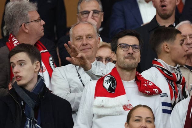 20.05.2026, xrekx, Fussball Europa League Finale 2026, SC Freiburg - Aston Villa v.l. Christian Streich Martin Horn, Oberbürgermeister Freiburg (DFL DFB REGULATIONS PROHIBIT ANY USE OF PHOTOGRAPHS as IMAGE SEQUENCES and or QUASI-VIDEO) Istanbul