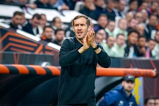 Türkei: Fussball UEFA Europa League 2025 - 2026, Finale in Istanbul - SC Freiburg vs Aston Villa - Tüpras Stadyumu (Istanbul): Julian Schuster (SC Freiburg, Trainer) Copyright: xJOERANxSTEINSIEKx