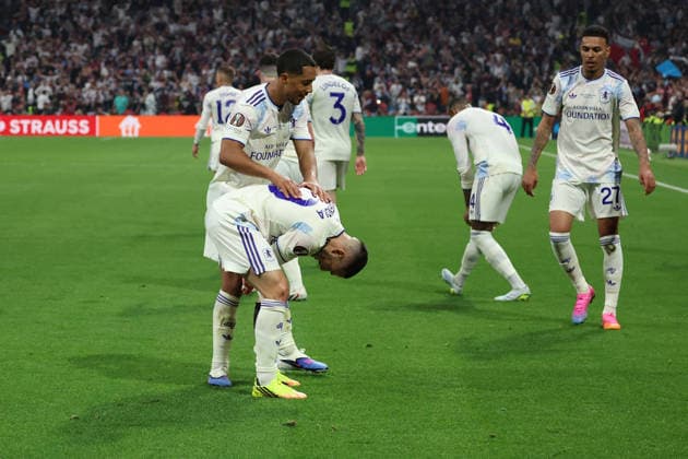 20.05.2026, xrekx, Fussball Europa League Finale 2026, SC Freiburg - Aston Villa v.l. Torjubel nach dem Tor zum celebrating the goal celebrate 0:2 durch Emiliano Buendia (Aston Villa FC) (DFL DFB REGULATIONS PROHIBIT ANY USE OF PHOTOGRAPHS as IMAGE SEQUENCES and or QUASI-VIDEO) Istanbul