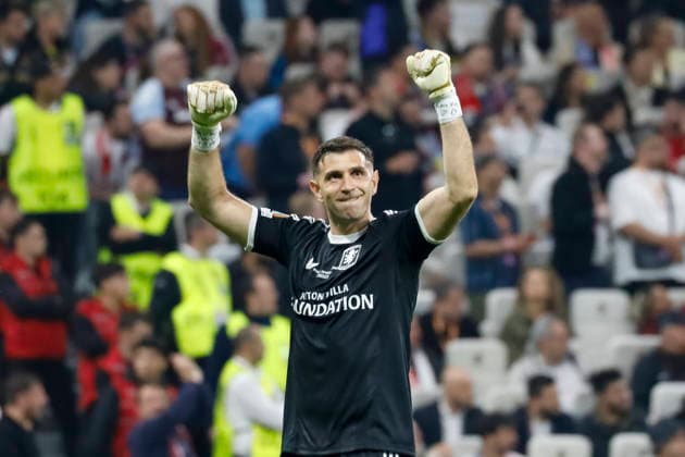 Emiliano Martinez (Aston Villa, 23) beim 0:3 , Türkei, Fussball, UEFA Europa League, Finale, 2025 2026, SC Freiburg vs. Aston Villa, 20.05.2026, Istanbul Besiktas Park Türkei Copyright: xGrantxHubbsx