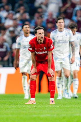 20.05.2026, SC Freiburg vs. Aston Villa, UEFA Europa League Finale, Final Matchday Tor zum 0:3 durch Morgan Rogers (Aston Villa) hier Nicolas Höfler (SC Freiburg, 23) Copyright: xBahhoxKarax