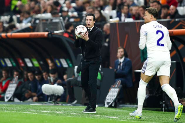 Freiburg v Aston Villa, Europa League Final Aston Villa Manager Unai Emery ESP with the ball during the SC Freiburg v Aston Villa UEFA Europa League FINAL match at the TüpraÅü Stadium, Istanbul, Turkey on 20 May 2026, Credit: Ian Stephen Every Second Media Editorial use only. All images are copyright Every Second Media Limited. No images may be reproduced without prior permission. Copyright: xIMAGO EveryxSecondxMediax ESM-2004-0060 IanxStephenx xEveryxSecondxMediax