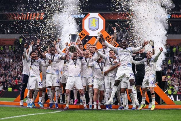 Aston Villa lift the Europa League trophy SC Freiburg v Aston Villa, UEFA Europa League, Final, Football, Besiktas Park, Istanbul, Turkiye - 20 May 2026Istanbul Besiktas Park United Kingdom EDITORIAL USE ONLY No use with unauthorised audio, video, data, fixture lists, club league logos or live services. Online in-match use limited to 120 images, no video emulation. No use in betting, games or single club league player publications.  Copyright: xRaddadxJebarah Shutterstockx 16883158cy