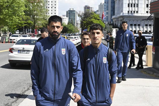 Iranian national football team visits visa application center for Canada visas ahead of 2026 World Cup ANKARA, TURKIYE - MAY 21: Players of the Iranian national football team, set to compete in the 2026 FIFA World Cup, WM, Weltmeisterschaft, Fussball co-hosted by the US, Canada, and Mexico, arrive at a visa application center to apply for Canadian visas in Ankara, Turkiye on May 21, 2026. Dogukan Keskinkilic Anadolu Ankara Turkey. Editorial use only. Please get in touch for any other usage.  Copyright: x2026xAnadoluxDogukanxKeskinkilicx