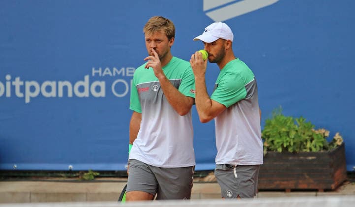 Bitpanda Hamburg Open, ATP, Tennis Herren 500, Doppel: Kevin Krawietz (l.) und Tim Pütz (r.) aus Deutschland.
