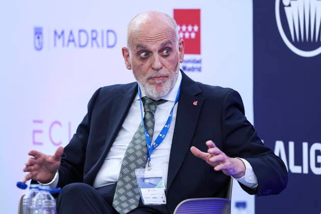May 21, 2026, Madrid, Madrid, Spain: Javier Tebas, president of LaLiga, participates in a discussion on â€oeTechnology, Piracy, and Artificial Intelligence in Sports†during the ISDE Sports Convention at the Official College of Architects of Madrid on May 21, 2026, in Madrid, Spain. ISDE Sports Convention - â€oeTechnology, Piracy, And Artificial Intelligence In Sports†- ZUMAa181 20260521_zaa_a181_023 Copyright: xIrinaxR.xHipolitox