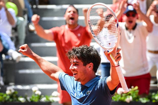 May 21, 2026, Paris, France, France: Thomas FAUREL of France celebrates his victory during the fourth qualifying day of the Roland-Garros 2026, French Open 2026, Grand Slam tennis tournament at Roland-Garros Stadium on May 21, 2026 in Paris, France. Paris France - ZUMAm308 20260521_zsp_m308_042 Copyright: xMatthieuxMirvillex