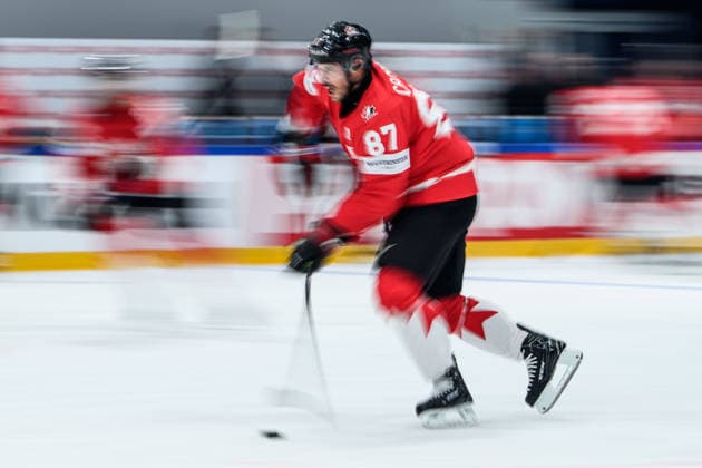 260521 Sidney Crosby of Canada ahead of the 2026 IIHF Ice hockey, Eishockey World Championship, WM, Weltmeisterschaft between Canada and Norway on May 21, 2026 in Fribourg. Photo: Jesper Zerman BILDBYRAN kod JZ JZ0724 ishockey ice hockey ishockey-vm 2026 vm 2026 iihf world championship kanada canada norge norway canada kanada bbeng norge norway Copyright: JESPERxZERMAN BB260521JZ057