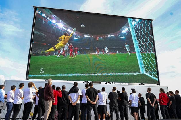 SC Freiburg schaut sich das Spiel auf der Leinwand an , Deutschland, Fussball, Empfang Stadt Freiburg, Fest Programm, SC Freiburg, 21.05.2026, Freiburg im Breisgau Neuen Messe Deutschland Copyright: xGrantxHubbsx