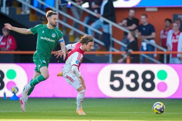 VOLENDAM , 21-05-2026 , Kras Stadium, season 2025 2026 , Play-offs for European football , Dutch Eredivisie Football . Match between Ajax and FC Groningen , picture shows FC Groningen player Marco Rente and Ajax player Mika Godts Ajax - Groningen (play off)  x203865638x Copyright: