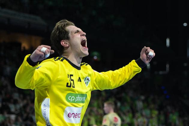 21.05.2026, xlakx, Handball Daikin HBL, Fuechse Berlin - TSV Hannover-Burgdorf v.l. Joel Birlehm (TSV Hannover-Burgdorf) Jubel Berlin *** 21 05 2026, xlakx, Handball Daikin HBL, Fuechse Berlin TSV Hannover Burgdorf v l Joel Birlehm TSV Hannover Burgdorf Jubel Berlin Daniel Lakomski