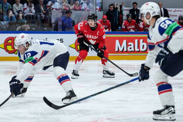 260521 Macklin Celebrini of Canada during the 2026 IIHF Ice hockey, Eishockey World Championship, WM, Weltmeisterschaft between Canada and Norway on May 21, 2026 in Fribourg. Photo: Jesper Zerman BILDBYRAN kod JZ JZ0724 ishockey ice hockey ishockey-vm 2026 vm 2026 iihf world championship kanada canada norge norway bbeng Copyright: JESPERxZERMAN BB260521JZ113