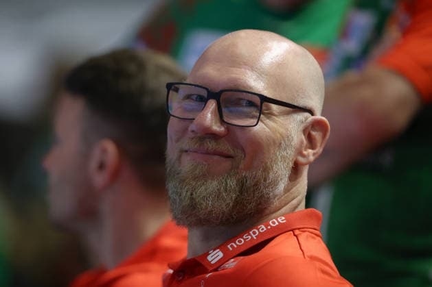 21.05.2026, xtgx, Handball, Daikin HBL, SC Magdeburg - SG Flensburg Handewitt v.l. Ales Pajovic (Flensburg, Trainer) Portrait, Portraet, Einzelbild lacht lächelt Magdeburg
