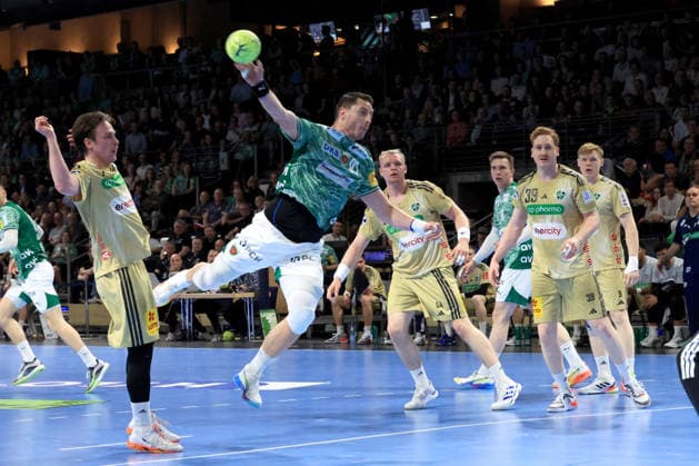 DEU, DHB, 1.HBL, Fuechse Berlin vs. Hannover Burgdorf, 21.05.2026, Max-Schmeling-Halle, Berlin, DEU, DHB, 1.HBL, Fuechse Berlin vs. Hannover Burgdorf, im Bild Mijajlo Marsenic (Fuechse Berlin 93), Lukas Stutzke (Hannover-Burgdorf 39), Justus Fischer (Hannover-Burgdorf 54)