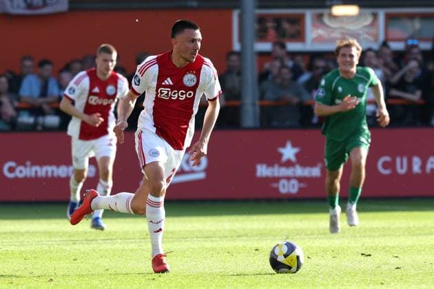 VOLENDAM - Ajax player Steven Berghuis during the Dutch Eredivisie match between Ajax and FC Groningen at Kras Stadium on May 21, 2026 in Volendam, the Netherlands. (Photo by DeFodi Images) -