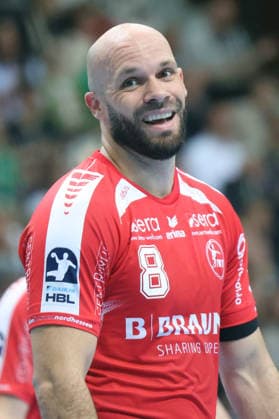 Deutschland: Handballbundesliga 2025 - 2026, 32. Spieltag - SC DHfK Leipzig gegen MT Melsungen, Quarterback Immobilien Arena (Leipzig): Adrian Sipos Adrian Sipos (MT Melsungen, 8) Copyright: xLucasxWalterx