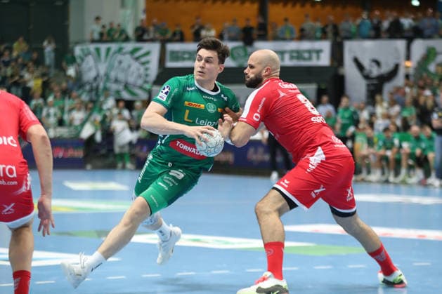 Handball DAIKIN HBL, SC DHfK Leipzig - MT Melsungen; 21.05.2026 Matej Klima (13, SC DHfK Leipzig) gegen Adrian Sipos (8, MT Melsungen). Handball, DAIKIN HBL, 1. Bundesliga, Saison 2025 2026, 32. Spieltag: SC DHfK Leipzig vs. MT Melsungen am 21.05.2026 in der Quarterback Immobilien Arena Leipzig. Copyright: xBEAUTIFULxSPORTS JanxKaeferx