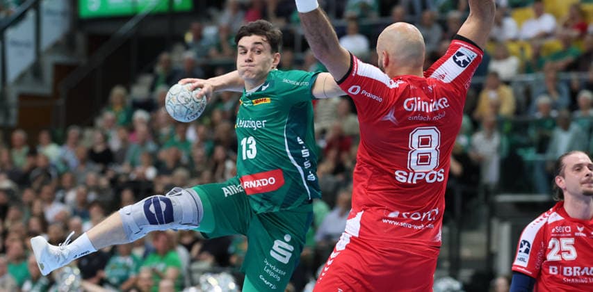 Leipzig, 21.05.2026, Arena Leipzig, Handball, Bundesliga, 32.Spieltag , SC DHfK Leipzig vs. MT Melsungen , Im Bild von links; Matej Klima (13, Leipzig), Adrian Sipos ( 8, Melsungen). , Nur zur redaktionellen Nutzung. Only editorial use. , DHB HBL regulations prohibit any use of photographs as image sequences and or quasi-video. ,