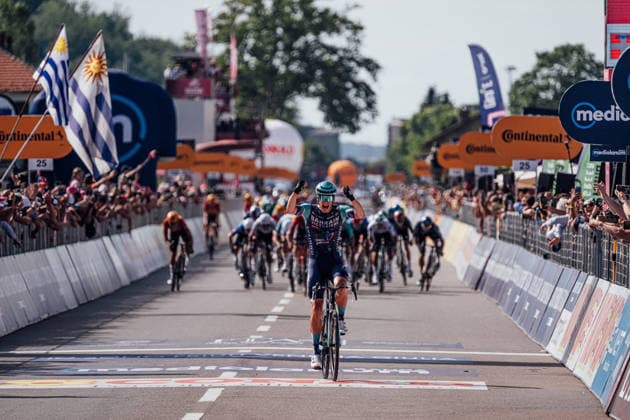 2026 Giro d Italia Stage 12 Picture by Zac Williams SWpix.com - 21 05 2026 - Cycling - 2026 Giro d Italia - Stage 12 - Imperia to Novi Ligure - Alec Segaert, Bahrain Victorious, wins Stage 12. Copyright: x xSWpix.comx(t axPhotographyxHubxLtd)xZacxWilliams SWpix.comx SWP-2645