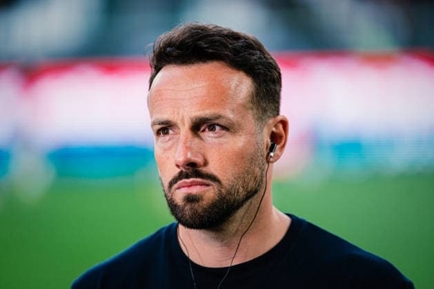 Relegation: VfL Wolfsburg vs. SC Paderborn, 21.05.2026 Ralf Kettemann (Trainer SC Paderborn 07) guckt ernst; Fußball, 1. Bundesliga, Relegation, Hinspiel: VfL Wolfsburg vs. SC Paderborn am 21.05.2026 in der Volkswagen Arena, Wolfsburg DFL REGULATIONS PROHIBIT ANY USE OF PHOTOGRAPHS AS IMAGE SEQUENCES AND OR QUASI-VIDEO. Copyright: xBEAUTIFULxSPORTS Tonhäuserx