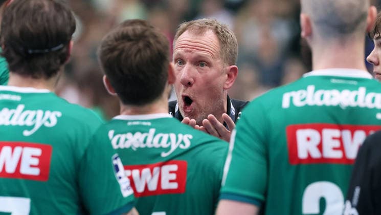 Leipzig, 21.05.2026, Arena Leipzig, Handball, Bundesliga, 32.Spieltag , SC DHfK Leipzig vs. MT Melsungen , Im Bild; Trainer Frank Carstens, DHfK Leipzig. , Nur zur redaktionellen Nutzung. Only editorial use. , DHB HBL regulations prohibit any use of photographs as image sequences and or quasi-video. ,