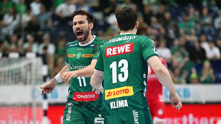 Handball-Bundesliga, Saison 2025 2026, 32. Spieltag, SC DHfK Leipzig vs. MT Melsungen (21.05.2026) Jubel bei Lukas Binder (Außen Außenbahnspieler DHfK Leipzig, Rückennumer 11) und Matej Klima (Rückraum Rückraumspieler DHfK Leipzig, Rückennumer 13) beim Handball-Bundesliga-Spiel DHfK Leipzig gegen MT Melsungen (21.05.2026) Leipzig Sachsen Deutschland QUARTERBACK Immobilien Arena Am Sportforum 2