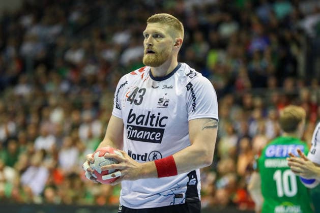 21.05.2026, xgox, Handball - Daikin HBL SC Magdeburg - SG Flensburg-Handewitt emspor, v.l. Blaz Blagotsinek (Flensburg, 43) am Ball, plays the ball Magdeburg