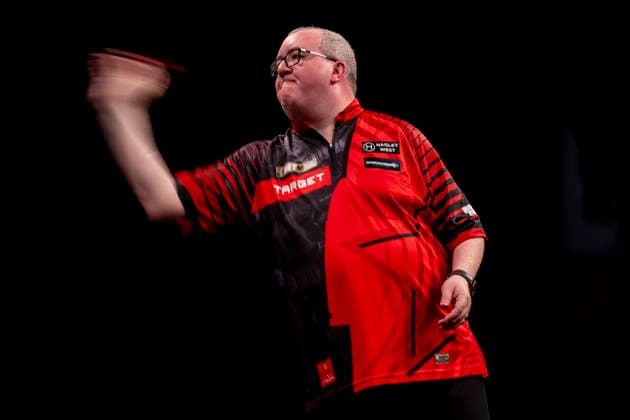 2026 BetMGM Premier League Darts, Night 16, Sheffield Stephen Bunting throws during the 2026 BetMGM Premier League Darts, Night 16 at the Utilita Arena, Sheffield, England on 21 May 2026 Credit: Alex Young Every Second Media Editorial use only. All images are copyright Every Second Media Limited. No images may be reproduced without prior permission. Copyright: xIMAGO EveryxSecondxMediax ESM-2003-0011 AlexxYoungx xEveryxSecondxMediax