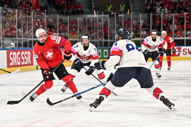 ZURICH, SWITZERLAND - MAY 21: Denis Malgin of Switzerland takes a shot during the 2026 IIHF Ice hockey, Eishockey World Championship, WM, Weltmeisterschaft Switzerland game between Switzerland and Great Britain at Swiss Life Arena on May 21, 2026 in Zurich, Zurich. Zurich Swiss Life Arena Zurich Switzerland Copyright: xJustPictures.ch AndreaxBrancax jp-en-EuSpIm-JP7_ANB_Sui_GB_21052026_0488