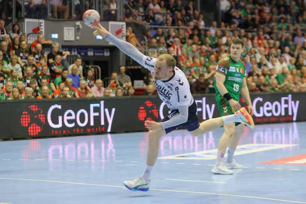 21.05.2026, xtgx, Handball, Daikin HBL, SC Magdeburg - SG Flensburg Handewitt v.l. Simon Pytlick (Flensburg, 2) wirft Tor, Torschuetze, erzielt Tor, Treffer, scores the goal Magdeburg