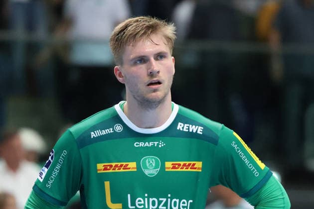 Deutschland: Handballbundesliga 2025 - 2026, 32. Spieltag - SC DHfK Leipzig gegen MT Melsungen, Quarterback Immobilien Arena (Leipzig): Franz Semper (SC DHfK Leipzig, 32) Trauer, Enttäuschung, Frust Copyright: xLucasxWalterx