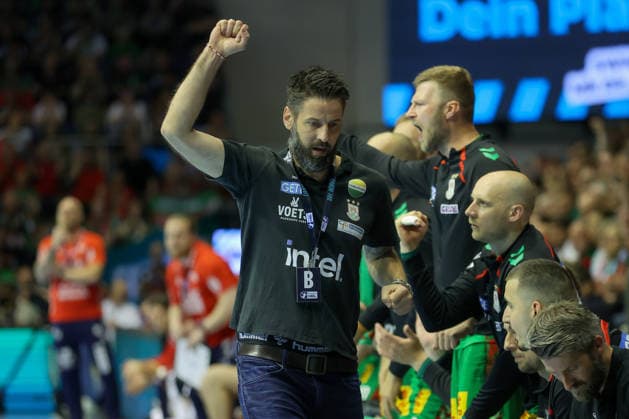21.05.2026, xtgx, Handball, Daikin HBL, SC Magdeburg - SG Flensburg Handewitt v.l. Bennet Wiegert (Magdeburg, Trainer) Jubel, Torjubel, jubelt ueber das Tor, celebrate the goal, celebration Magdeburg