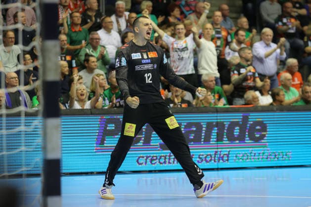 21.05.2026, xtgx, Handball, Daikin HBL, SC Magdeburg - SG Flensburg Handewitt v.l. Matej Mandic (Magdeburg, 12) Jubelt ueber gehaltenen Ball, abgewehrt, gehalten, Torhueter Magdeburg