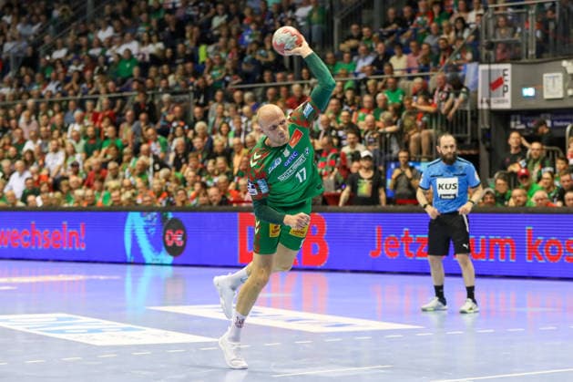 21.05.2026, xgox, Handball - Daikin HBL SC Magdeburg - SG Flensburg-Handewitt emspor, v.l. Tim Hornke (Magdeburg, 17) beim Siebenmeter Magdeburg