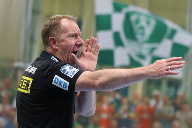Deutschland: Handballbundesliga 2025 - 2026, 32. Spieltag - SC DHfK Leipzig gegen MT Melsungen, Quarterback Immobilien Arena (Leipzig): Frank Carstens (Trainer, SC DHfK Leipzig) Freisteller Copyright: xLucasxWalterx