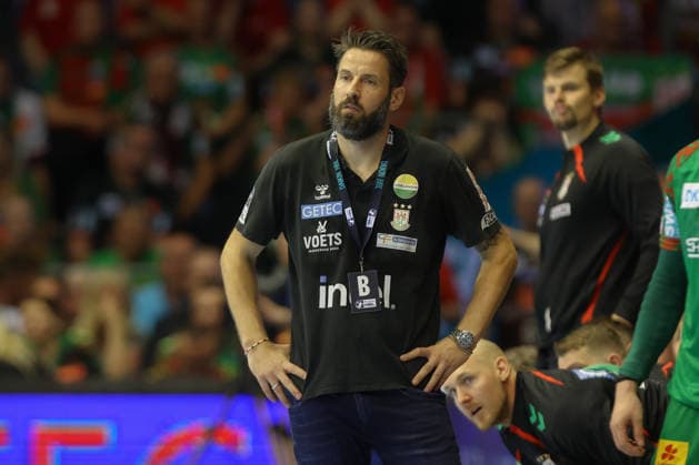 21.05.2026, xtgx, Handball, Daikin HBL, SC Magdeburg - SG Flensburg Handewitt v.l. Bennet Wiegert (Magdeburg, Trainer) enttaeuscht, schaut enttaeuscht, niedergeschlagen, disappointed Magdeburg