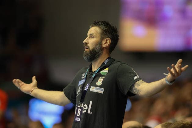 21.05.2026, xtgx, Handball, Daikin HBL, SC Magdeburg - SG Flensburg Handewitt v.l. Bennet Wiegert (Magdeburg, Trainer) enttaeuscht, schaut enttaeuscht, niedergeschlagen, disappointed Magdeburg