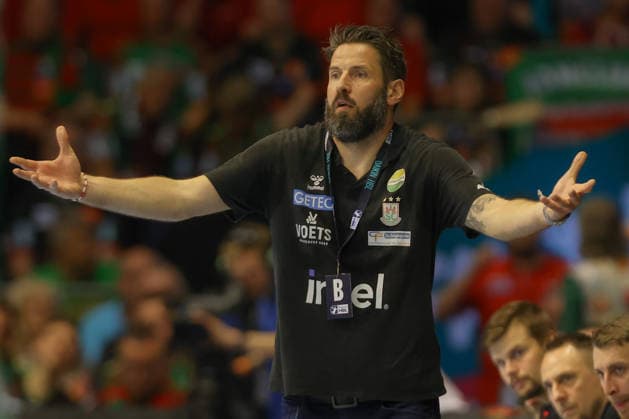 21.05.2026, xtgx, Handball, Daikin HBL, SC Magdeburg - SG Flensburg Handewitt v.l. Bennet Wiegert (Magdeburg, Trainer) enttaeuscht, schaut enttaeuscht, niedergeschlagen, disappointed Magdeburg