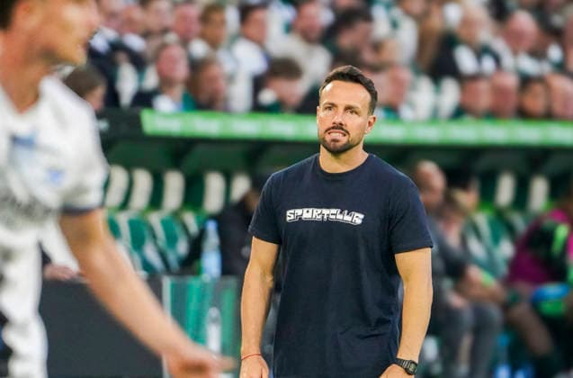 Deutschland: Relegation Bundesliga 2025 2026, Spiele Do, 21.05.2026 - VfL Wolfsburg vs SC Paderborn 07 - Volkswagen Arena (Wolfsburg): Ralf Kettemann (Trainer SC Paderborn 07) Wolfsburg Copyright: xAymanxAlahmedx