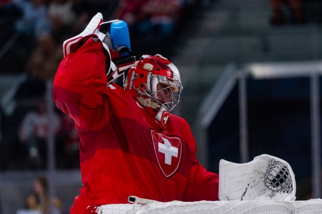 ZURICH, SWITZERLAND - MAY 21: Reto Berra (Switzerland, 20) during the Preliminary Round - Group A Match 31 between Switzerland and Great Britain at the IIHF Ice hockey, Eishockey World Championship, WM, Weltmeisterschaft 2026, Swiss Life Arena on May 21, 2026 in Zurich, Switzerland. Zurich Switzerland Copyright: xTimoxSteinx