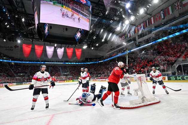 ZURICH, SWITZERLAND - MAY 21: Nino Niederreiter of Switzerland celebrates his goal during the 2026 IIHF Ice hockey, Eishockey World Championship, WM, Weltmeisterschaft Switzerland game between Switzerland and Great Britain at Swiss Life Arena on May 21, 2026 in Zurich, Zurich. Zurich Swiss Life Arena Zurich Switzerland Copyright: xJustPictures.ch AndreaxBrancax jp-en-EuSpIm-JP7_ANB_Sui_GB_21052026_0732