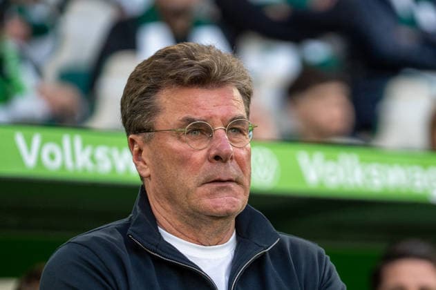 Deutschland: Fussball, Relegation 2026, Hinspiel, VfL Wolfsburg - SC Paderborn am 21.05. in Wolfsburg, Volkswagen Arena: Dieter Hecking (Trainer VfL Wolfsburg) Copyright: xSvenxHeidmannx